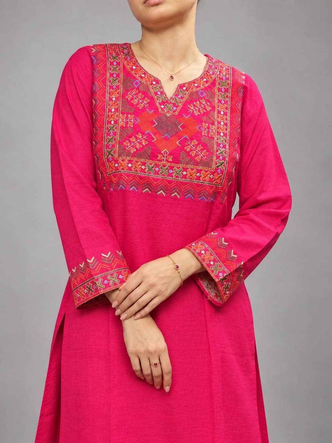 Women’s Embroidered Kurti – Pink, Teal & Dark Green, detail 2 of 2