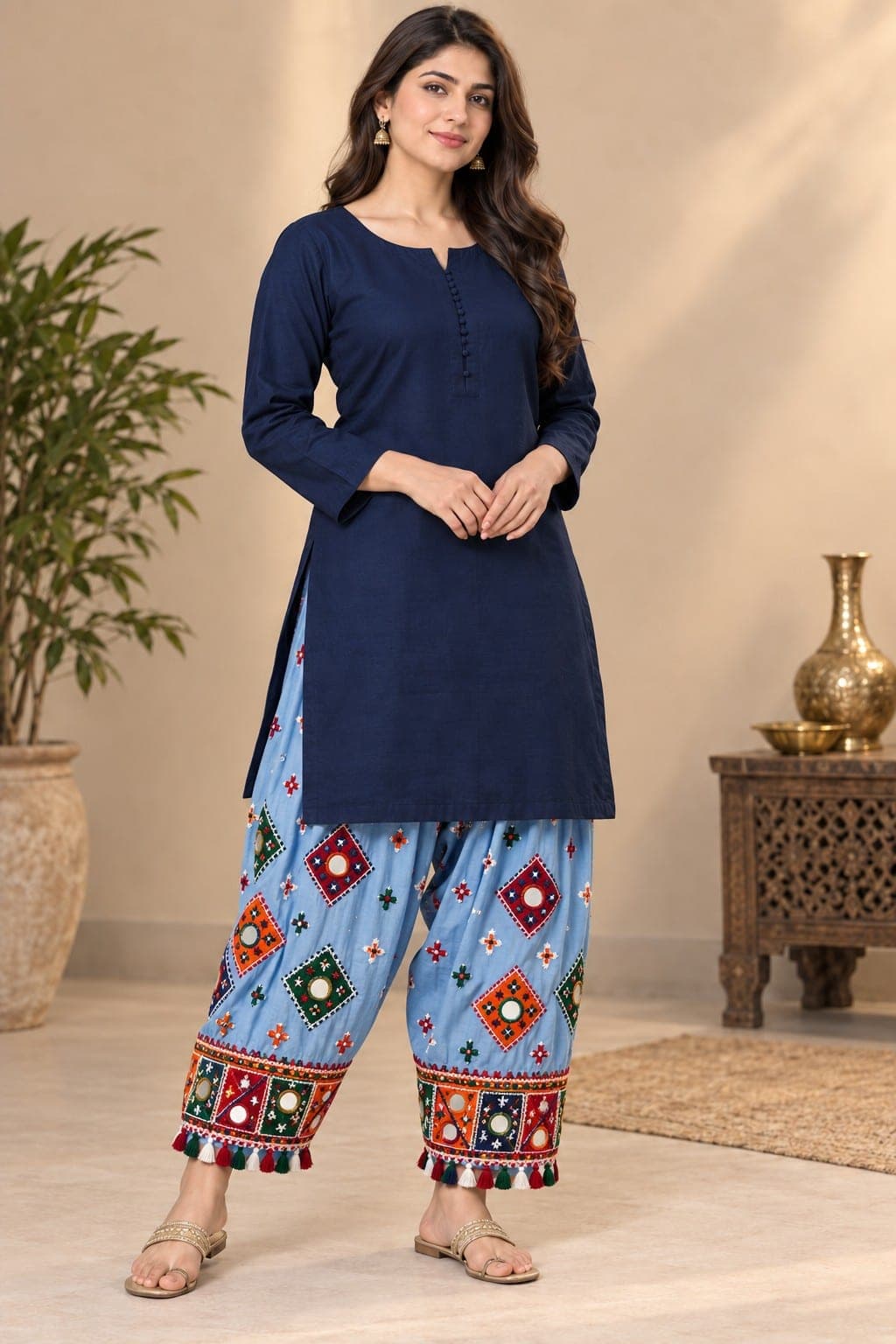 Embroidered Shalwar, detail 5 of 8