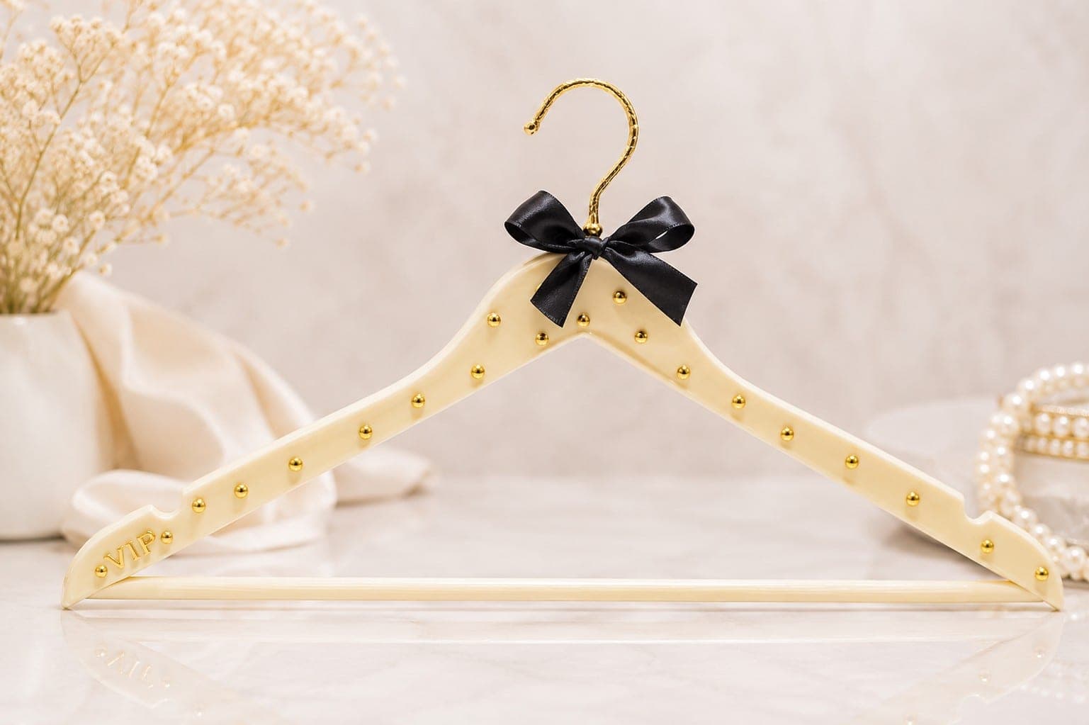 Signature Hanger, detail 2 of 6